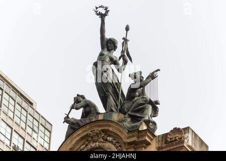 Teatro Municipale a Sao Paulo, Brasile - 31 dicembre 2021: Facciata del Teatro Municipale di Sao Paulo, Brasile. Foto Stock