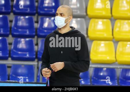 Barcellona, Spagna. 27th Jan 2022. ASVEL presidente Tony Parker durante la partita di basket Turkish Airlines Eurolega tra FC Barcelona e LDLC ASVEL il 27 gennaio 2022 al Palau Blaugrana di Barcellona, Spagna - Foto: Laurent Lairys/DPPI/LiveMedia Credit: Independent Photo Agency/Alamy Live News Foto Stock