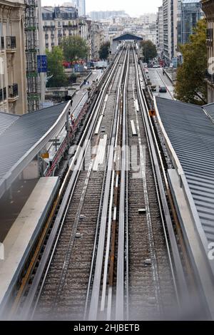 Parigi, Francia. 20th Ott 2021. Vista della stazione 'Passy' della metropolitana di Parigi. Credit: Jan Woitas/dpa-Zentralbild/ZB/dpa/Alamy Live News Foto Stock