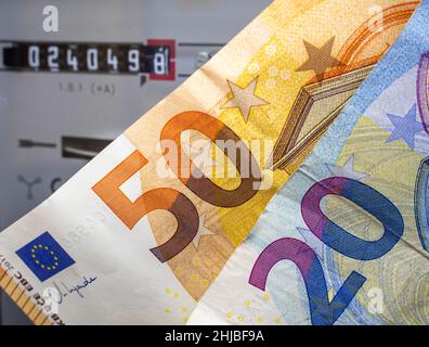 I prezzi dell'elettricità stanno diventando sempre più costosi in Germania Foto Stock