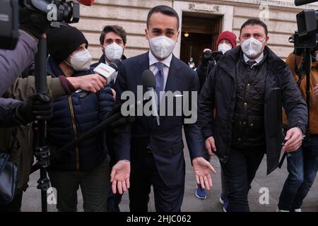 Roma, 27 gennaio 2021 Luigi di Maio è politico italiano, dal 5 settembre 2019 Ministro degli Affari Esteri e della cooperazione Internazionale nel Governo Conte II e successivamente nel Governo Draghi durante il quarto giorno di voto per l'elezione del Capo di Stato d'Italia Foto Stock