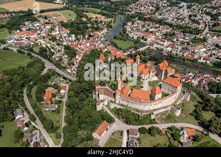 veduta aerea di harburg schwaben nel parco naturale di altmühltal, baviera, germania Foto Stock