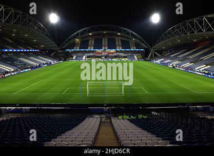 Huddersfield, Inghilterra, 28th gennaio 2022. Una vista generale del terreno prima della partita del campionato Sky Bet al John Smith's Stadium, Huddersfield. Il credito dell'immagine dovrebbe leggere: Darren Staples / Sportimage Credit: Sportimage/Alamy Live News Foto Stock