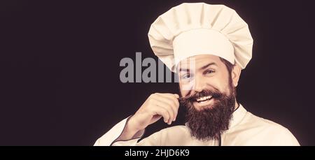 Chef divertente con cuoco per la barba. Barba e baffi che indossano grembiule. Uomo nappy. Ritratto di un cuoco chef felice. Cuoci cappello. Cuoco con bearded, cuochi o. Foto Stock