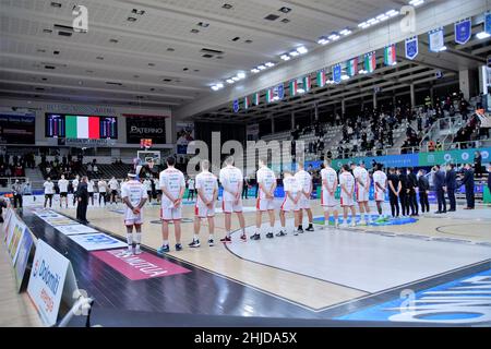 Trento, Italia. 28th Jan 2022. Openjobmetis Varese in occasione di Dolomite energia Trentino vs Openjobmetis Varese, Campionato Italiano di Basket A Serie a Trento, Italia, Gennaio 28 2022 Credit: Agenzia fotografica indipendente/Alamy Live News Foto Stock