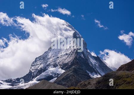 ZERMATT, SVIZZERA - il Cervino, una montagna alta 4.470 metri (14.692 piedi), nelle Alpi Pennine, cantone del Vallese. Foto Stock