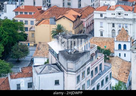 Sud America, Brasile. I tetti di edifici densamente imballati nel centro di São Paulo Foto Stock