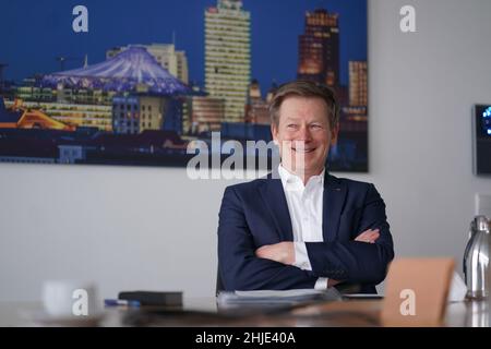 Berlino, Germania. 27th Jan 2022. Richard Lutz, Presidente del Consiglio di Amministrazione di Deutsche Bahn AG, in un'intervista a dpa. Credit: Jörg Carstensen/dpa/Alamy Live News Foto Stock