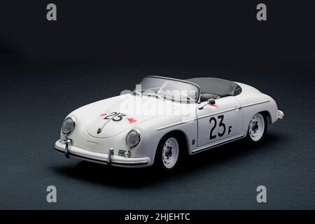 Modello auto pressofuso by AutoArt di Porsche 356 Speedster 1600 scala 1/18 Foto Stock