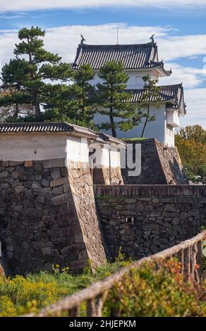 Tounan-sumi Yagura, torre di avvistamento dell'angolo sud-orientale, la torre a tre piani sull'angolo sud-orientale di Honmaru, serviva da punto di osservazione per proteggere il Nag Foto Stock