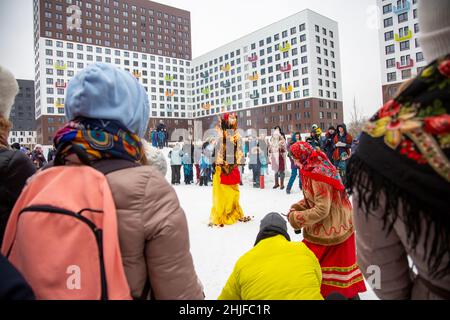 Mosca, Russia- 14 marzo 2021: festa di maslenitsa festa all'aperto Foto Stock