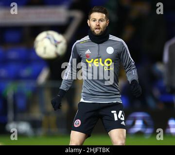 Peterborough, Inghilterra, 29th gennaio 2022. Oliver Norwood di Sheffield Utd si riscalda durante la partita Sky Bet Championship a London Road, Peterborough. Il credito d'immagine dovrebbe leggere: David Klein / Sportimage Credit: Sportimage/Alamy Live News Foto Stock