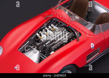 Modello auto pressofuso di CMC della Maserati 300S (1957) nella scala del 1/18 Foto Stock