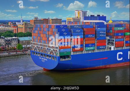 Poppa di CMA CGM Brazil Freighter a Savannah Foto Stock