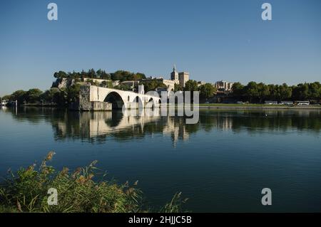 Côte d'Avignon, Saint Bénézet, Provenza Alpi Costa Azzurra, Francia , Europa Foto Stock