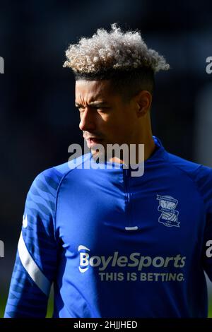 DERBY, REGNO UNITO. GEN 30th Lyle Taylor di Birmingham City si riscalda prima del calcio d'inizio durante la partita del campionato Sky Bet tra Derby County e Birmingham City al Pride Park di Derby domenica 30th gennaio 2022. (Credit: Jon Hobley | MI News) Credit: MI News & Sport /Alamy Live News Foto Stock