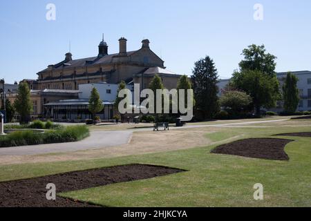 Il municipio e i giardini imperiali di Cheltenham, Gloucestershire nel Regno Unito Foto Stock