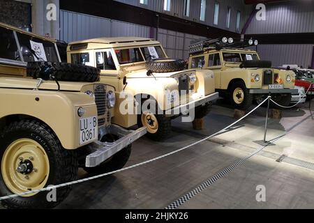 Land Rover vecchio classico al retro Malaga 2022. Foto Stock