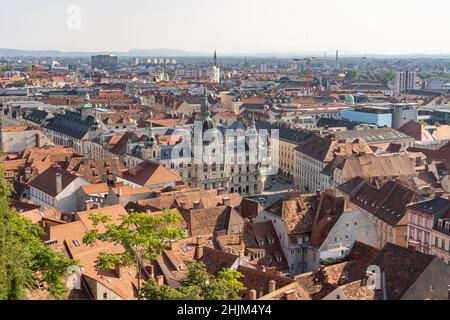 Graz, Austria - 26 settembre 2021:veduta aerea del municipio di Graz nel centro di Graz, Austria Foto Stock