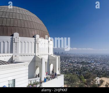 Los Angeles, CA, USA - 16 gennaio 2016 - esterno della facciata dell'osservatorio Griffith a Los Angeles, CA. Foto Stock