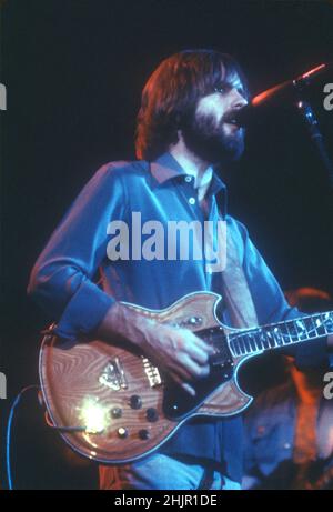 The Grateful Dead Performing in 1975 credito: Jeffrey Mayer / Rock negatives / MediaPunch Bob Weir Foto Stock