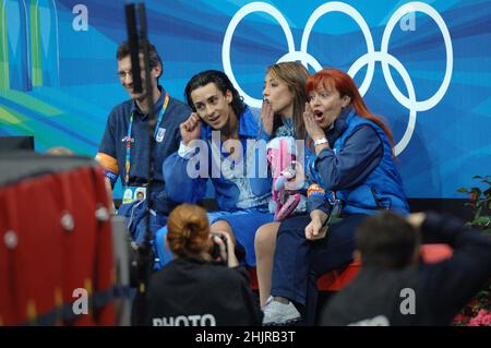 Torino Italia 2006-02-20: Torino 2006 Giochi Olimpici invernali, pista di pattinaggio Palavela, gara di pattinaggio a figure per coppie, Federica Faiella e massimo Sali durante il concorso Foto Stock