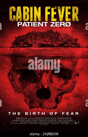 Cabin Fever 3: Patient Zero (2014) diretto da Kare Andrews e con Sean Astin, Currie Graham e Ryan Donowho. Quando un gruppo di amici che si godono una crociera di bachelor nei Caraibi inciampano su una struttura di ricerca su un'isola remota, viene scatenato un virus mortale. Il gruppo deve trovare un modo per sopravvivere prima che il virus mangiare carne li consuma tutti. Foto Stock