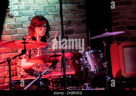 Treviglio Italy 27 January 2022 VIADELLIRONIA - Band ART Rock - Live at Revel Theatre Treviglio © Andrea Ripamonti / Alamy Foto Stock