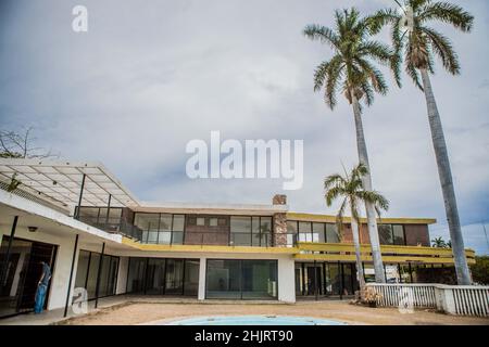 Casa de la calle Sinaloa entre Morelos y Nainari en CD. Obregon. Su frase es: 26May2018. (Photo:Luis Gutierrez/ NortePhoto.com) pclaves: arquitectura ,casa, casa antigua, casa clásica, años, años 70s, años 60s, años 50s, 50s, 60s, 70s, Foto Stock