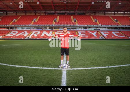 Barnsley firma l'ammina Bassi in prestito fino alla fine della stagione da FC Metz Foto Stock