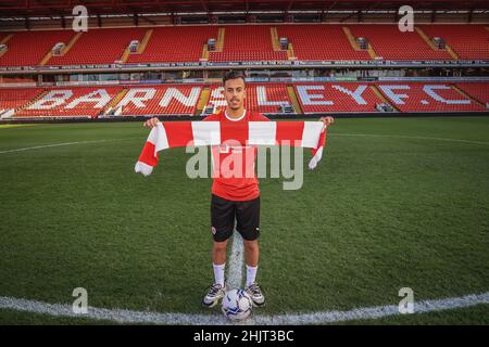 Barnsley firma l'ammina Bassi in prestito fino alla fine della stagione da FC Metz Foto Stock