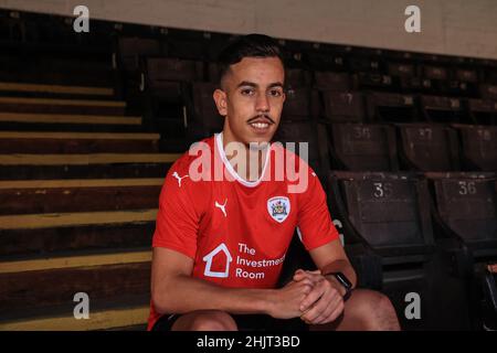 Barnsley firma l'ammina Bassi in prestito fino alla fine della stagione da FC Metz Foto Stock