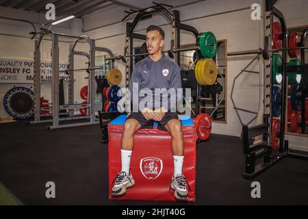 Barnsley, Regno Unito. 31st Jan 2022. Barnsley firma Amine Bassi in prestito fino alla fine della stagione dal FC Metz di Barnsley, Regno Unito il 1/31/2022. (Foto di Mark Cosgrove/News Images/Sipa USA) Credit: Sipa USA/Alamy Live News Foto Stock