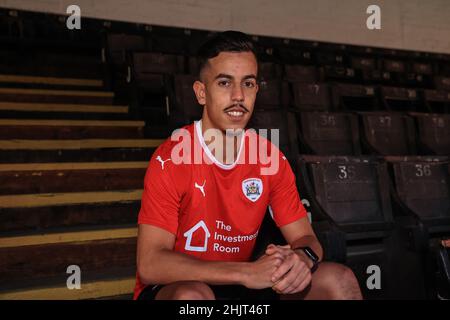 Barnsley, Regno Unito. 31st Jan 2022. Barnsley firma Amine Bassi in prestito fino alla fine della stagione dal FC Metz di Barnsley, Regno Unito il 1/31/2022. (Foto di Mark Cosgrove/News Images/Sipa USA) Credit: Sipa USA/Alamy Live News Foto Stock