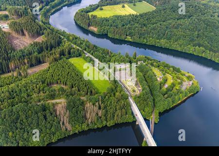 Vista aerea, Biggesee, Bigge Elements Leisure Centre, Rowing Club RC Biggesee, Olpe Town, Olpe, Sauerland, Renania settentrionale-Vestfalia, Germania, Biggetalsp Foto Stock