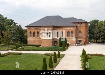 BUCAREST, ROMANIA - 18 AGOSTO 2021: Vista estiva del Palazzo di Mogosoaia vicino alla città di Bucarest, Romania Foto Stock