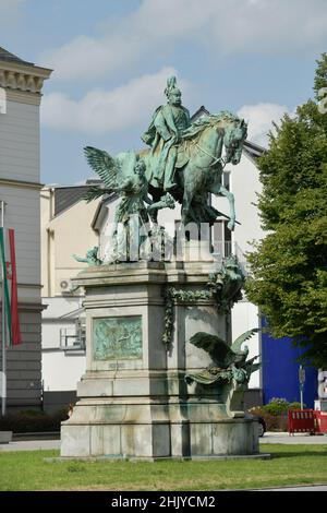 Kaiser-Wilhelm-I.-Denkmal, Martin-Luther-Platz, Düsseldorf, Nordrhein-Westfalen, Deutschland Foto Stock