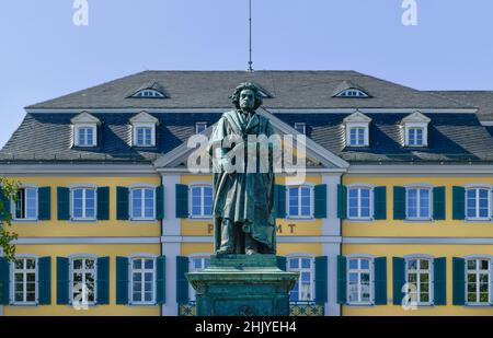 Beethoven-Denkmal, Münsterplatz, Bonn, Nordrhein-Westfalen, Deutschland Foto Stock