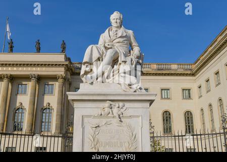 Denkmal Alexander von Humboldt, Hauptgebäude, la Humboldt-Universität, il viale Unter den Linden, nel quartiere Mitte di Berlino, Deutschland Foto Stock