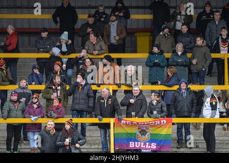 Dewsbury, Inghilterra - 30 gennaio 2022 - i fan dei Bradford Bulls prima del campionato di rugby League Betfred Round 1 Dewsbury Rams vs Bradford Bulls al Tetley Stadium di Dewsbury, Regno Unito, Dean Williams Foto Stock