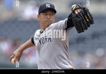 Kansas City, Stati Uniti. 08th giugno 2014. In questa foto dal 8 giugno 2014, New York Yankees inizia il lanciatore Hiroki Kuroda (18) durante la partita di baseball della domenica contro i Kansas City Royals al Kauffman Stadium di Kansas City, Mo. (Foto di John Sleezer/Kansas City Star/TNS/Sipa USA) credito: Sipa USA/Alamy Live News Foto Stock