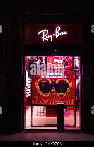 Negozio hot sale ray ban