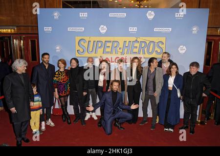 Parigi, Francia. 31st Jan 2022. SUPER-HEROS MALGRE LUI premiere di Philippe Lacheau al le Grand Rex il 31 gennaio 2022 a Parigi, Francia. Foto Stock