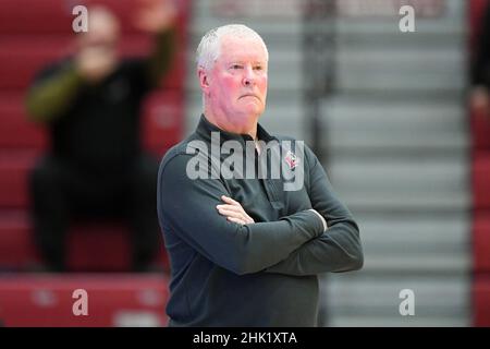 31 gennaio 2022: Il capo allenatore di Lafayette Leopardi Fran o'Hanlon guarda contro i Colgate Raiders durante la seconda metà di una partita di pallacanestro NCAA il 31 gennaio 2022 al Kirby Sports Center di Easton, Pennsylvania. Colgate sconfisse Lafayette dal 72 al 61. Rich Barnes/CSM Foto Stock