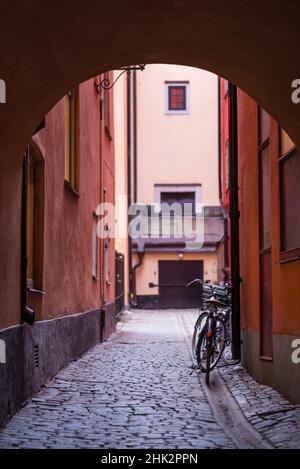 Svezia, Stoccolma, Gamla Stan, Città Vecchia, Palazzo reale, strada della città vecchia Foto Stock
