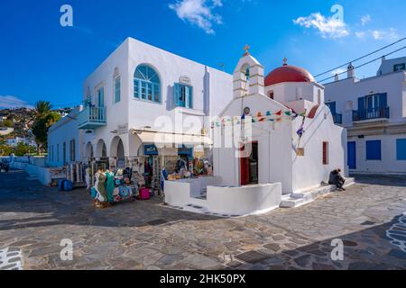 Vista della Chiesa di Agia Anna, Mykonos, Mykonos, Isole Cicladi, Isole Greche, Mar Egeo, Grecia, Europa Foto Stock