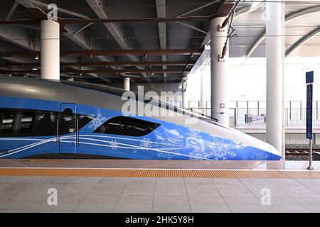 Stazione ferroviaria di Qinghe, 2 FEBBRAIO 2022 : i Giochi Olimpici invernali di Pechino 2022 alla stazione ferroviaria di Qinghe a Pechino, Cina. Credit: MATSUO.K/AFLO SPORT/Alamy Live News Foto Stock