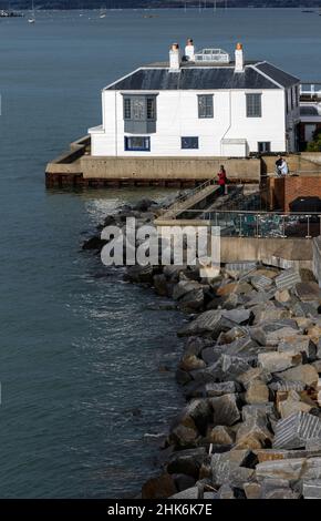 Quebec House, Bath Square, Old Portsmouth, Portsmouth, Hampshire, Inghilterra, Regno Unito - edificio classificato di grado II costruito nel 1754 come casa di balneazione. Foto Stock