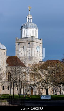 La Chiesa della Cattedrale di San Tommaso di Canterbury, la Cattedrale di Portsmouth, High Street, Old Portsmouth, Portsmouth, Hampshire, Inghilterra, Regno Unito Foto Stock