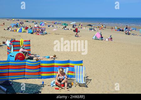 Vista della spiaggia, Sutton-on-Sea, Lincolnshire, England, Regno Unito Foto Stock